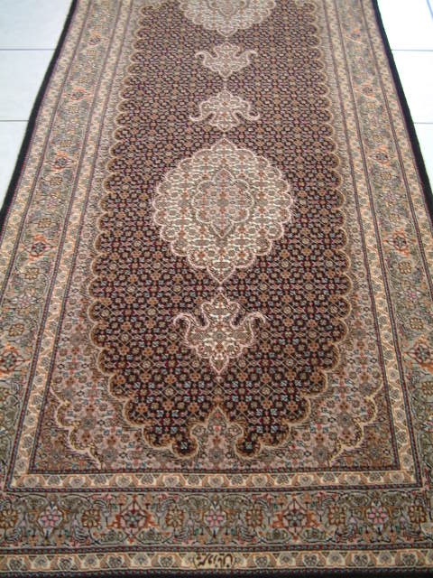 Tabriz Persian rug; All Persian Rugs are genuine handmade. Also, every Persian Tabriz rug I offer is made with fine kurkwool/silk.